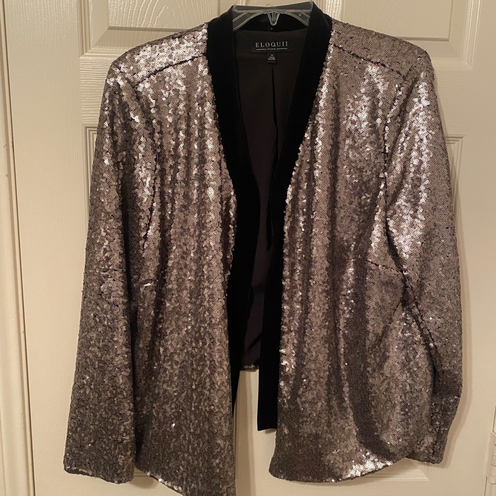 ***3 for $30**Sequin jacket with velvet trim. NWOT Sz 22